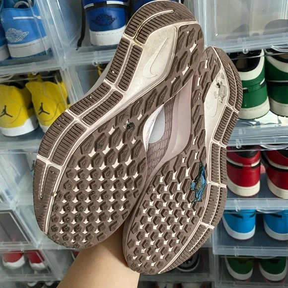 Nike Pegasus running shoes - Picture 5 of 5